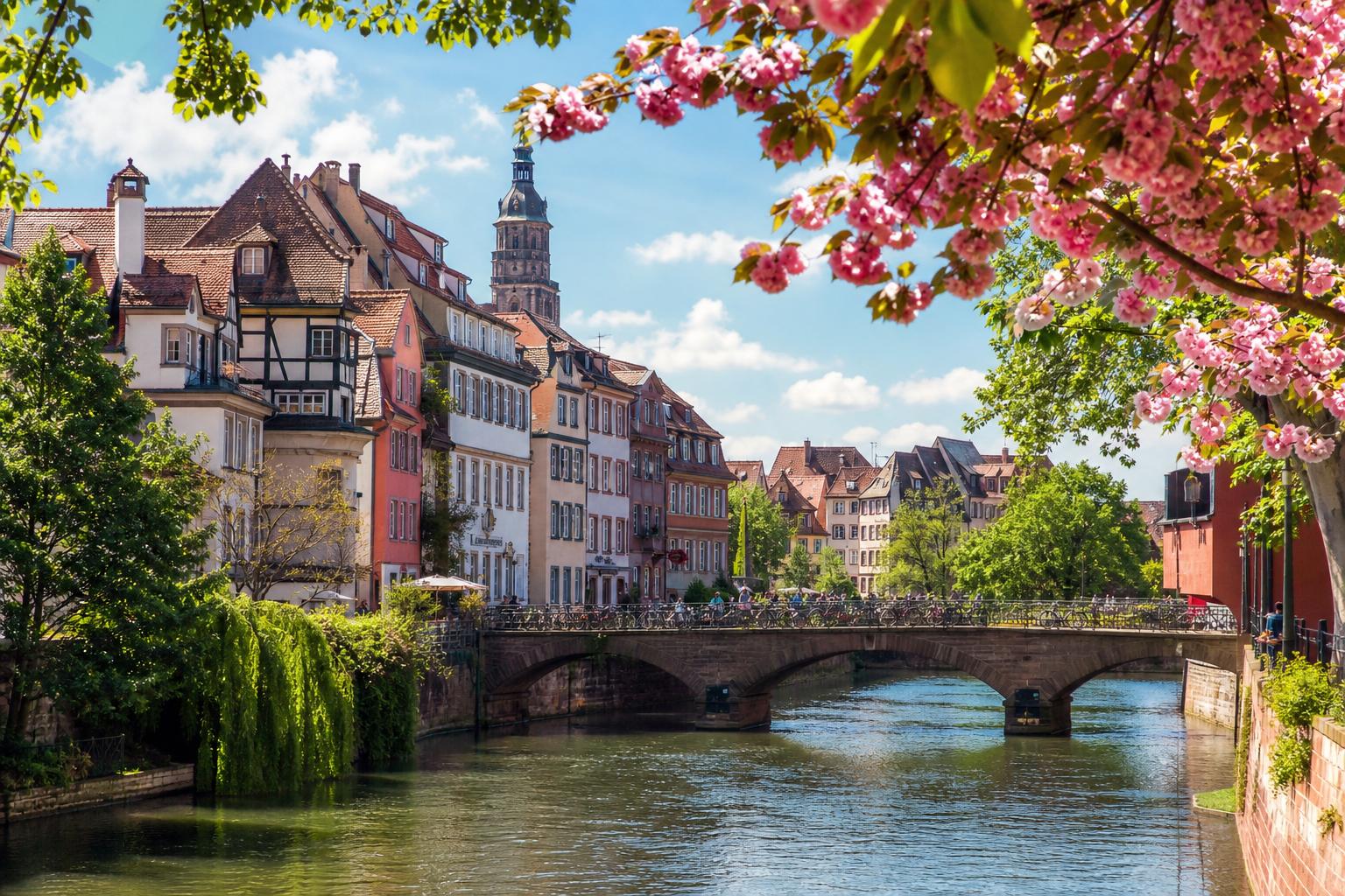 Städtereisen im Frühling: Deutsche Städte, die jetzt besonders schön sind. Insidertipps für entspannte Frühlings-Städtereisen